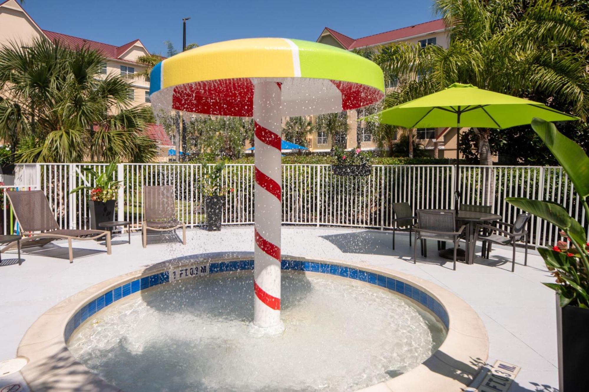 Williamsburg Springhill Suites By Marriott Orlando Convention Center מראה חיצוני תמונה